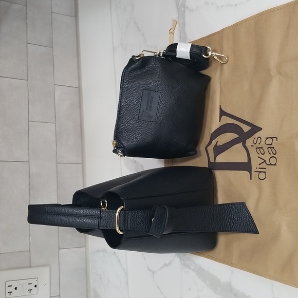 NWT! 🇮🇹 DV Diva’s bucket/Crossbody bag genuine leather - Picture 4 of 10